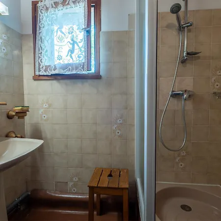 Le Vivier بيت للعطل Ispagnac